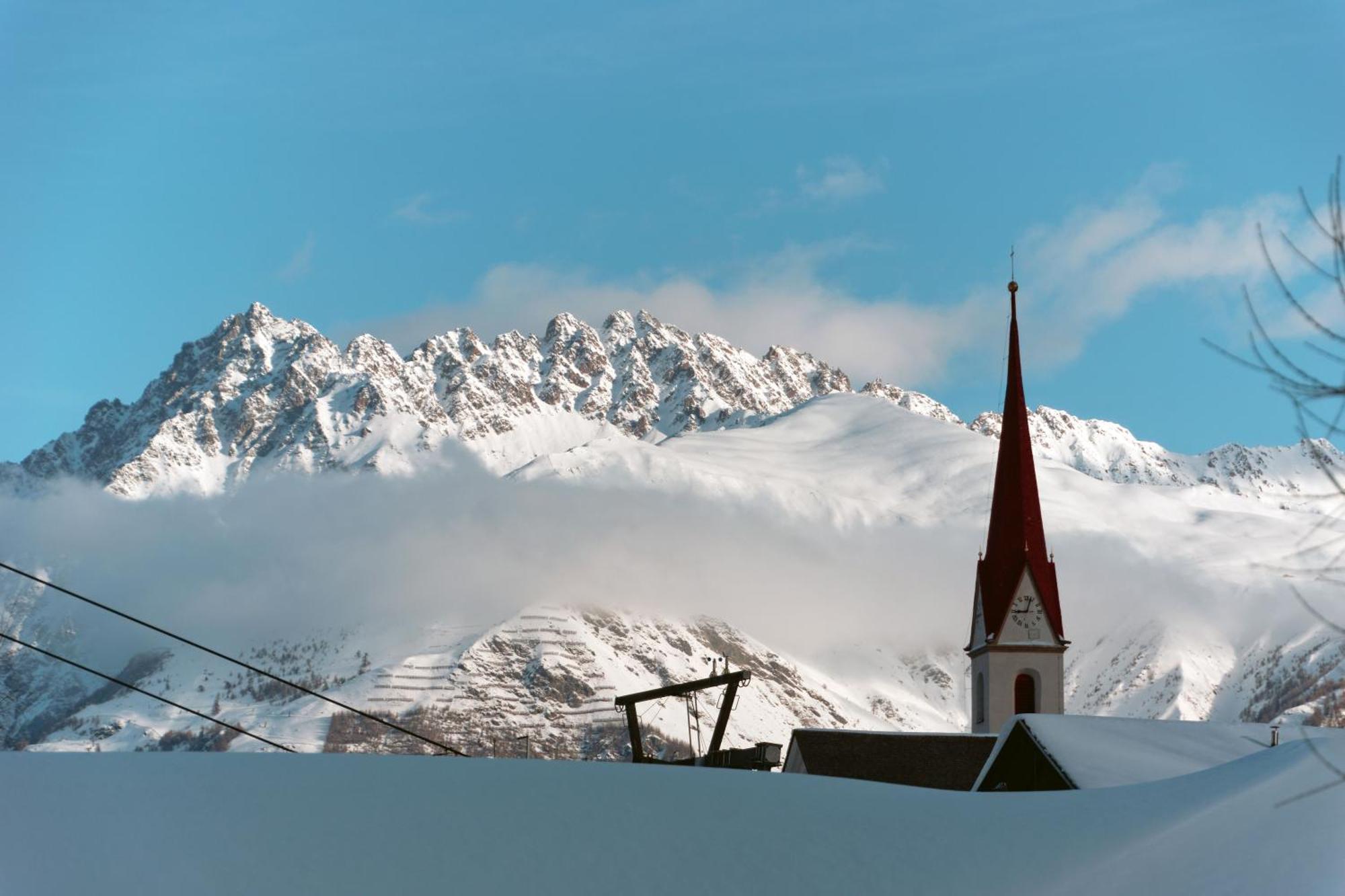 Hotel Alpenrose San Valentino alla Muta Kültér fotó