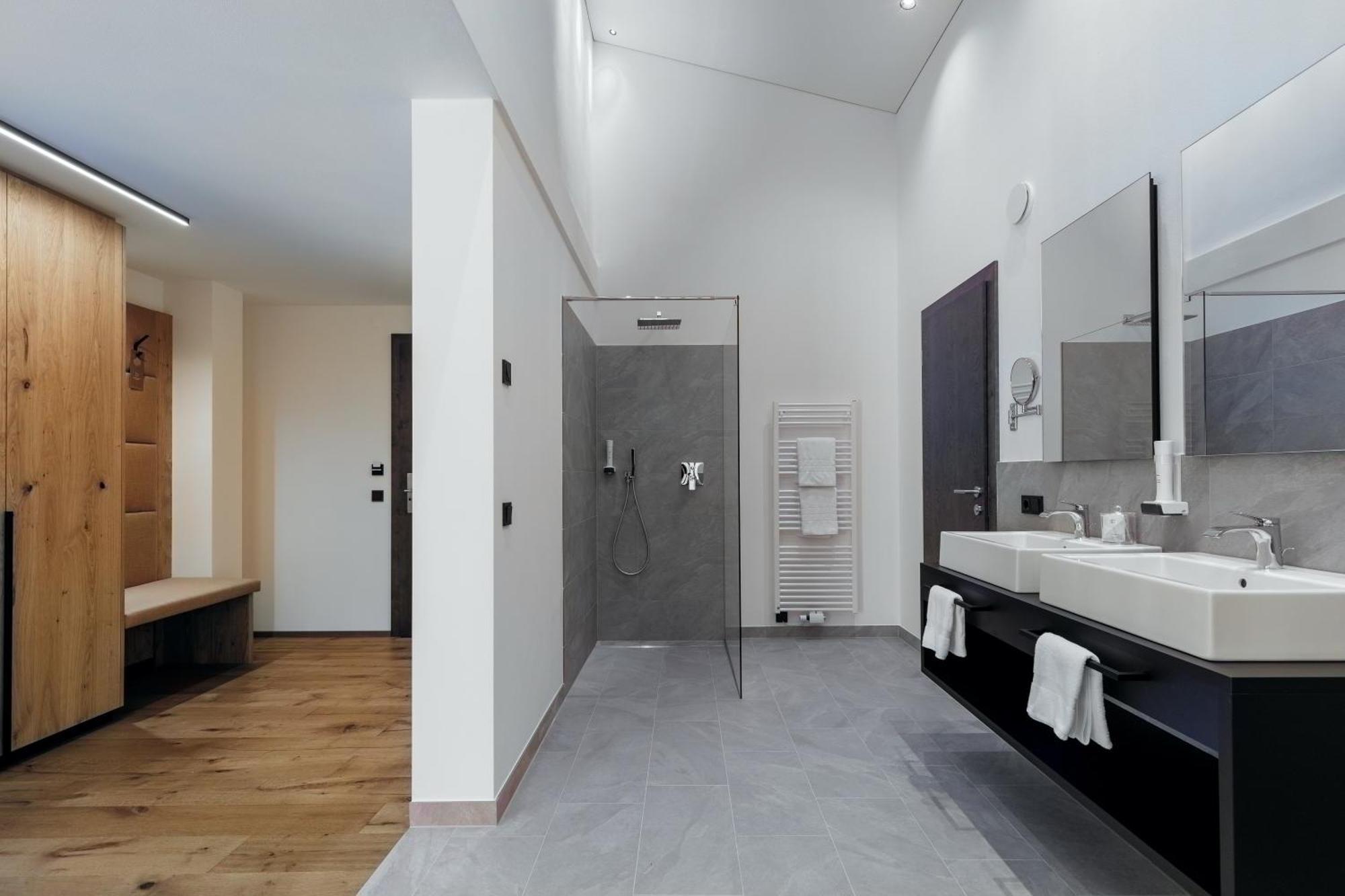 Hotel Alpenrose San Valentino alla Muta Kültér fotó